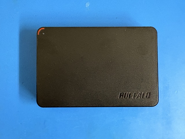 BUFFALO　２TBポータブル外付けHDD