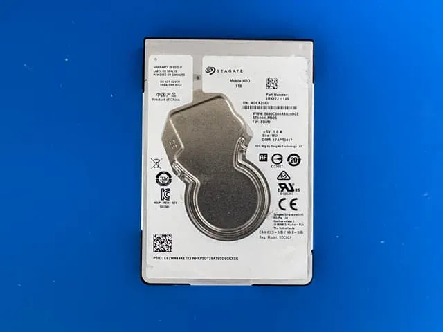 2.5インチハードディスクデータ復旧可能　論理障害・物理障害
