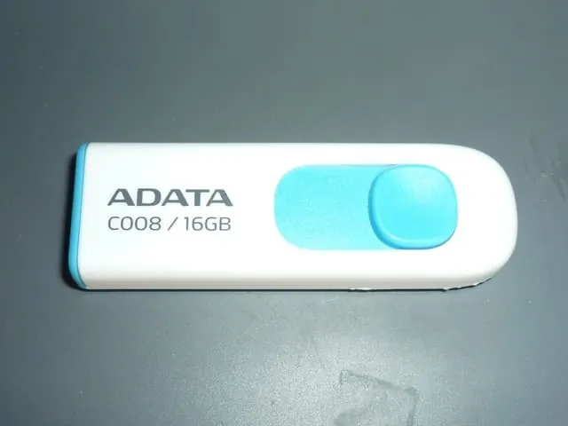 ADATA USBメモリーデータ復旧