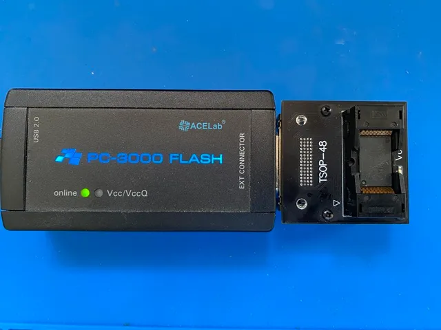 SONY　32GB　USBメモリー　PC-3000FLASH重度物理障害データ復旧