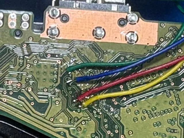内蔵HDD　WD40NDZW-11BCVS0
４TB　基盤にケーブル接続　データ復旧
