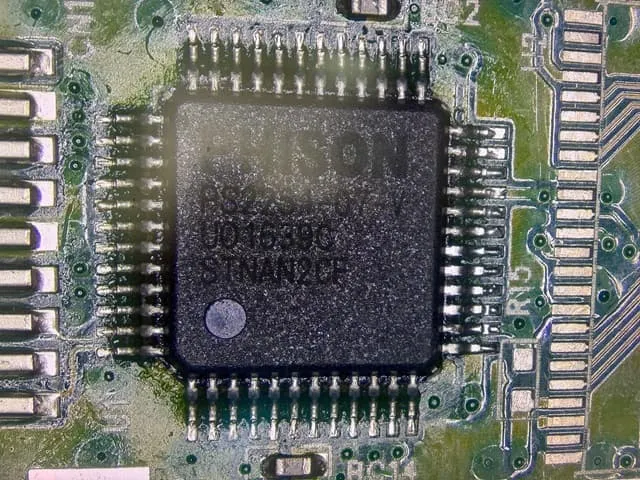 SONY　32GB　USBメモリー コントローラー
PS2251-07-V　データ復旧