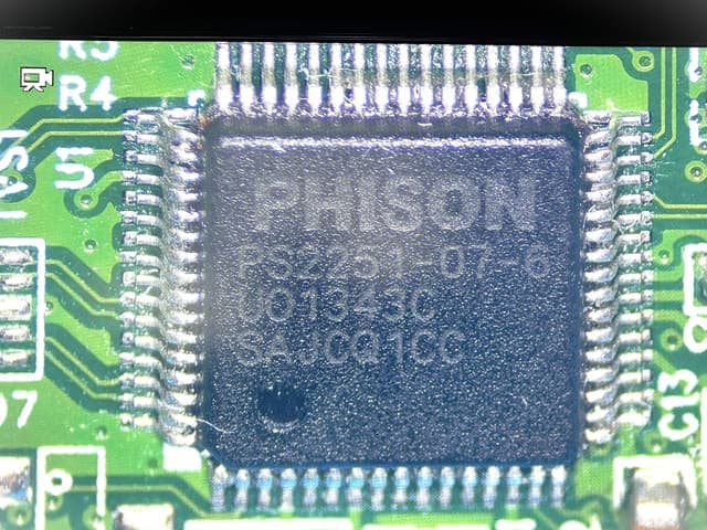 PicoDrive L3　64GBに取り付けられていたコントローラーPS2251-07-6　データ復旧